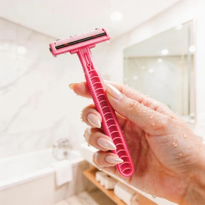 67210, Modess Triple Blade Razors 5-Pack, 191554672109