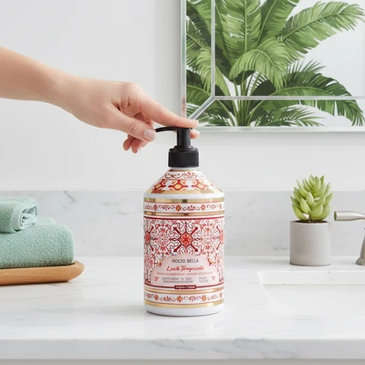 60684, Molto Bella Hand Soap 21.3oz – Lush Tropicale, 191554606845