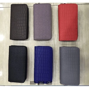 91023, CC Wallet Dual Zipper Croc, 191554910232
